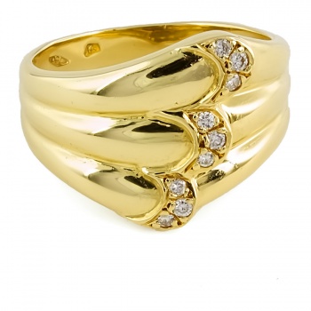 18ct Gold Diamond Ring Size M
